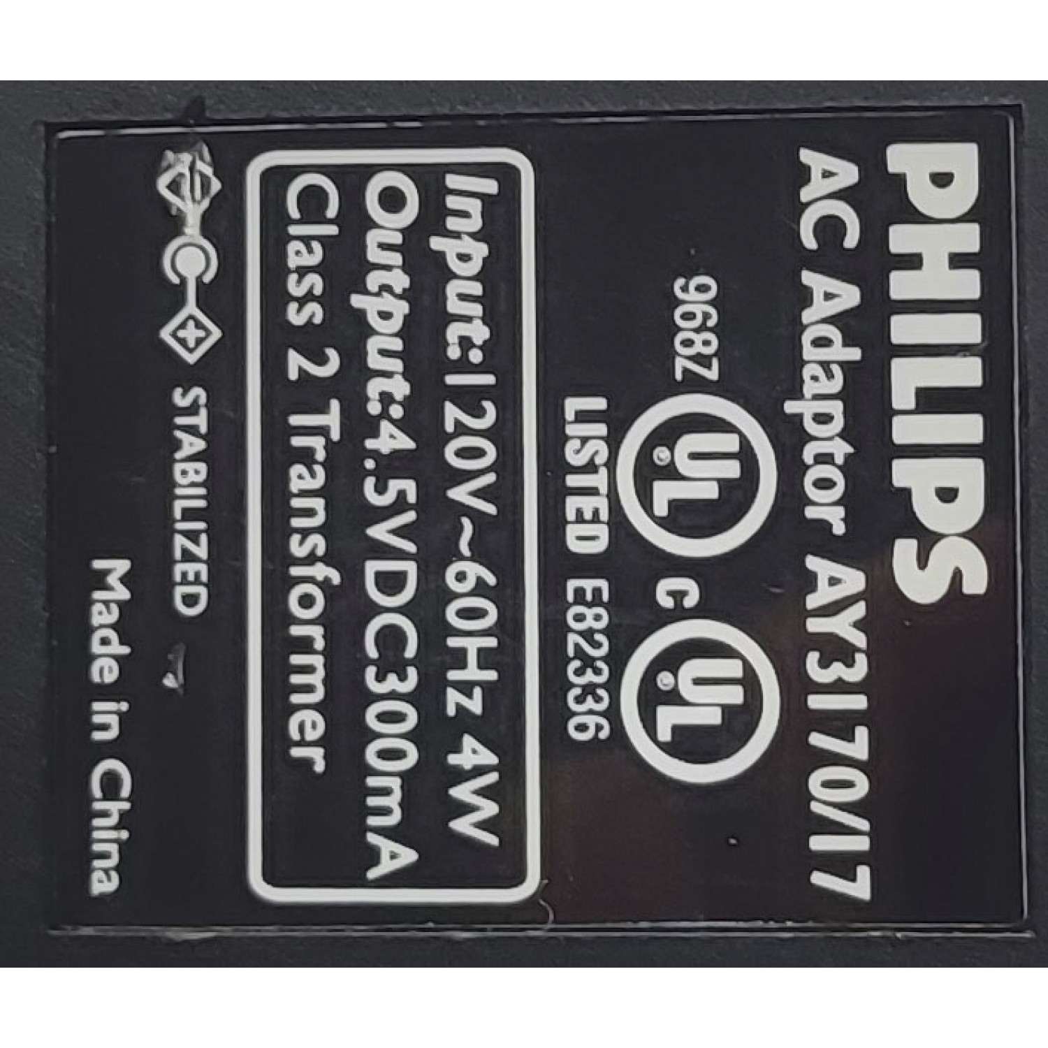 ADAPTADOR AC/DC PHILIPS / NUMERO DE PARTE AY3170/17 / INPUT:120V AC - 60HZ 4W / OUTPUT: 4.5V DC 300mA	 - Imagen 2